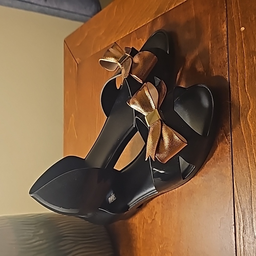 Melissa Black Sandal Rose Gold Bow Size 8